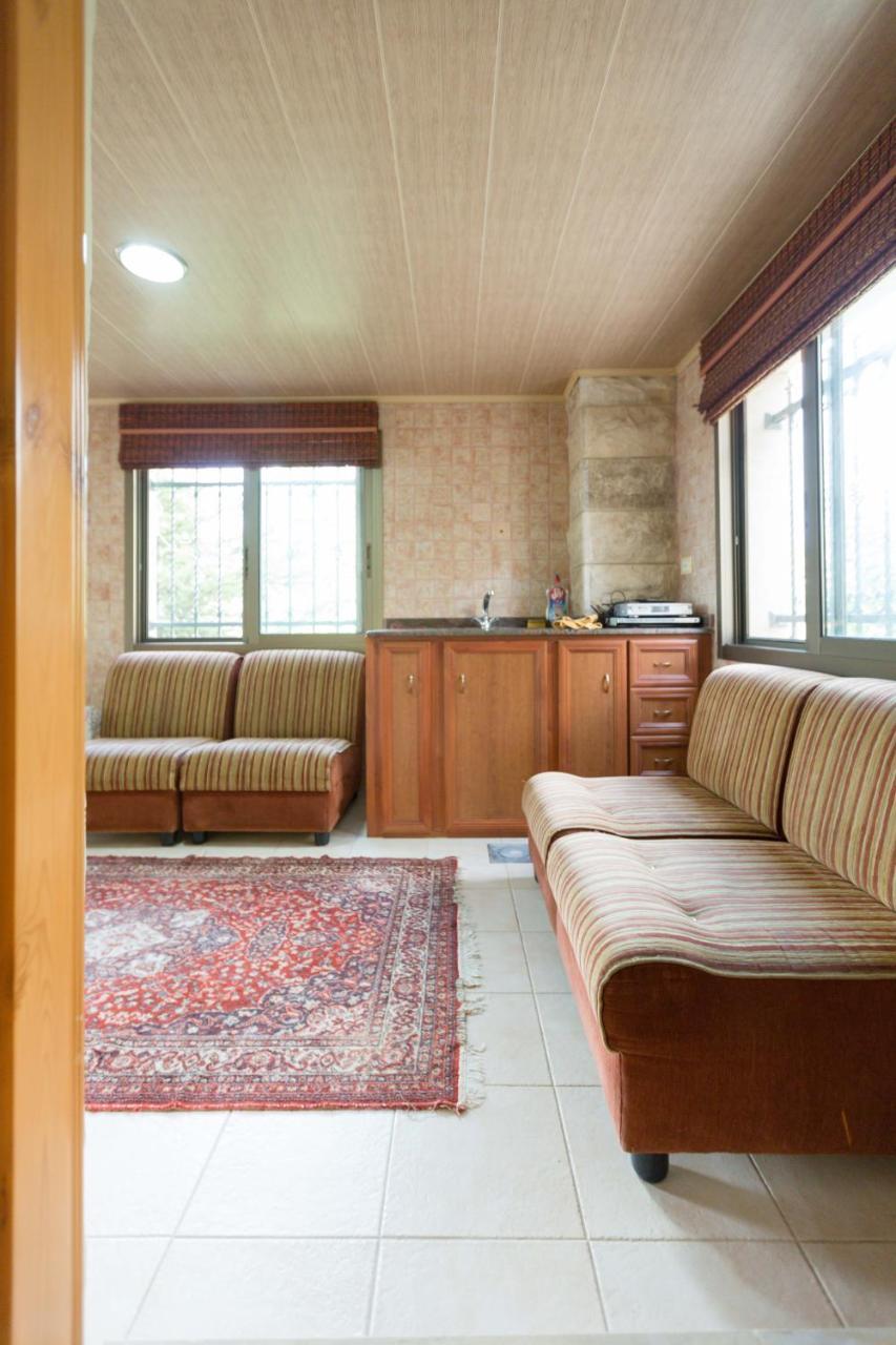 Mresty Guest House Mtolle Exterior photo